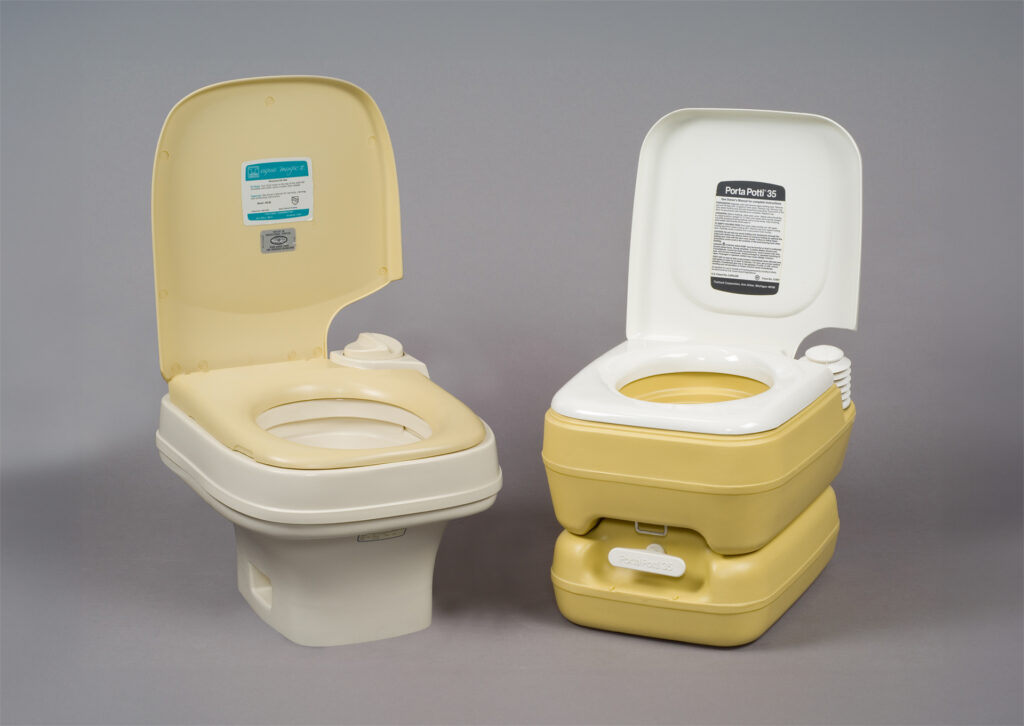 1968 1970 Aqua Magic Porta Potti 1920x1362 1